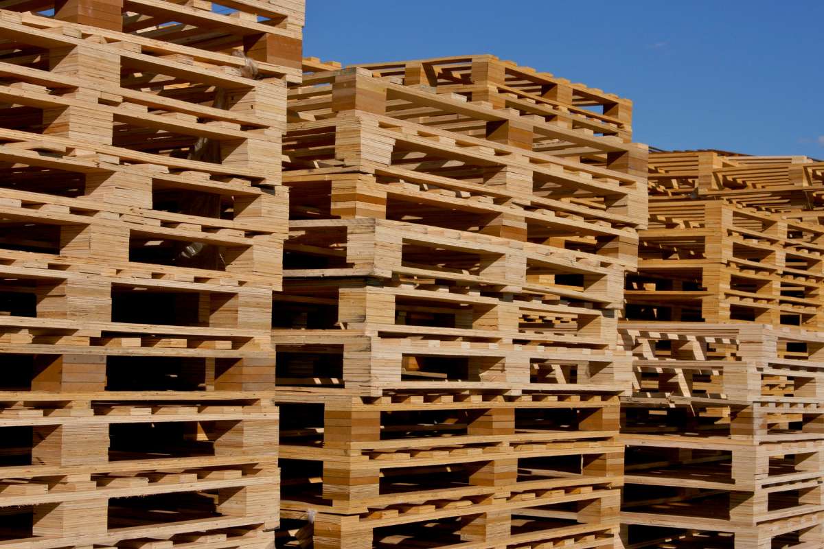 Que faire avec des palettes bois gratuites de Brico Dépôt